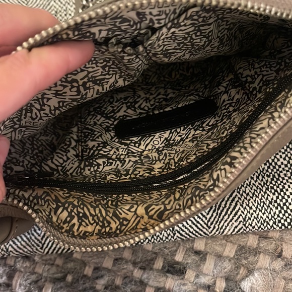 Rebbe a minkoff MAC crossbody. Full size. - Picture 4 of 4